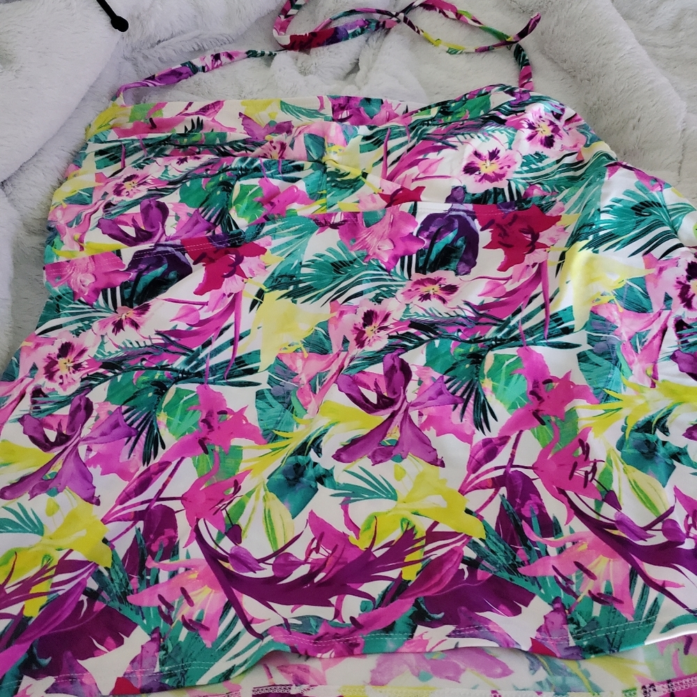 Swim top